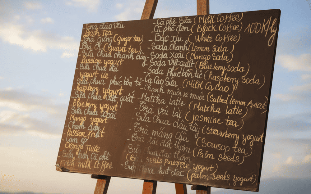 C&aacute;c thức uống tại Happy Hill đều được bao gồm trong gi&aacute; v&eacute; tham quan phim trường